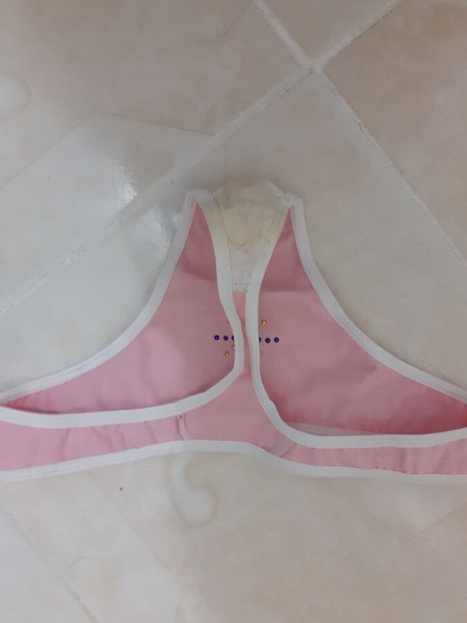 Rich thongs