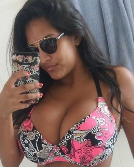 Big tits selfie girls