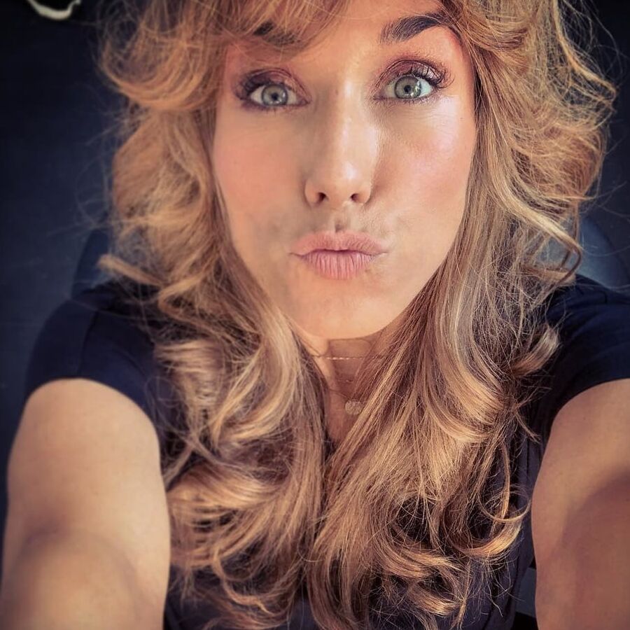 Annemarie macht Wichsgeil