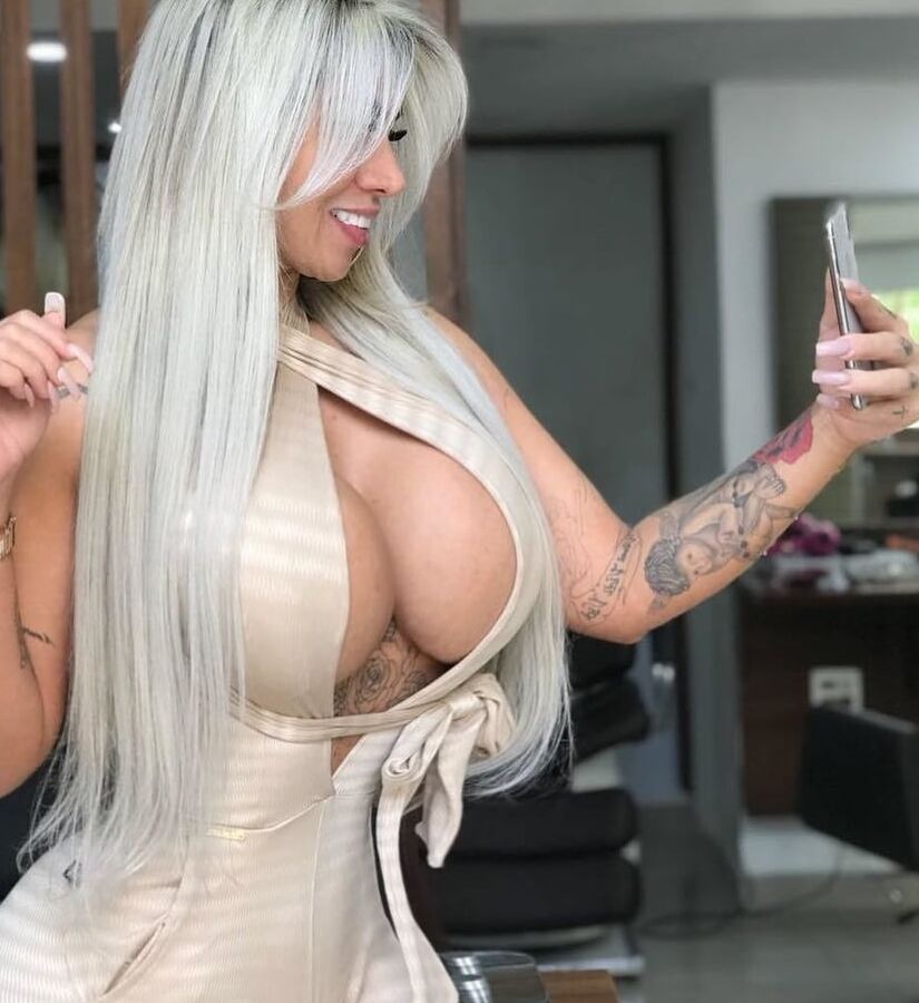 FAKE AND BIMBOO TITS