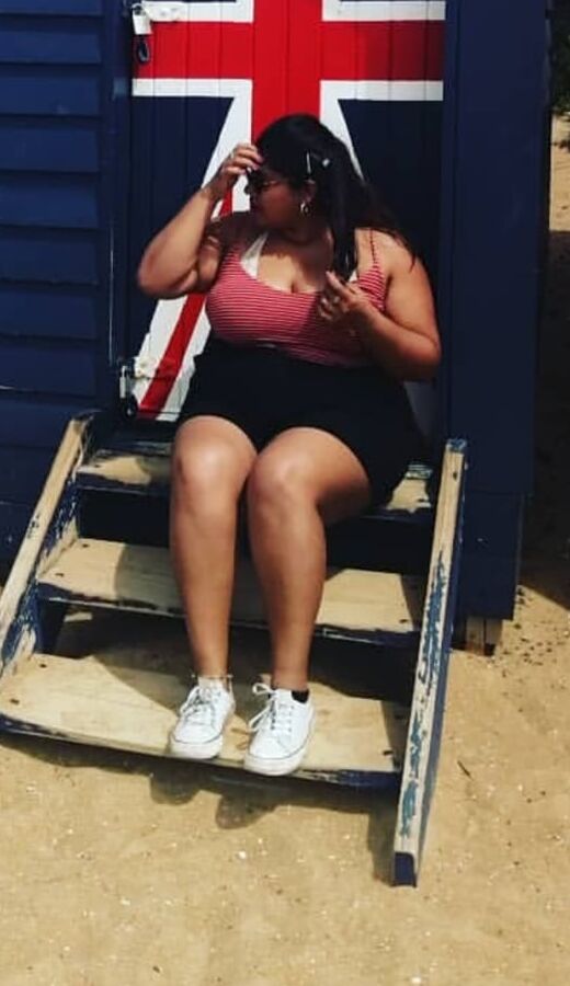Sexy BBW Indian Gf needs hard comments