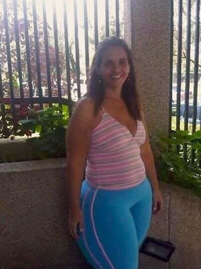 Thick legs Zaida
