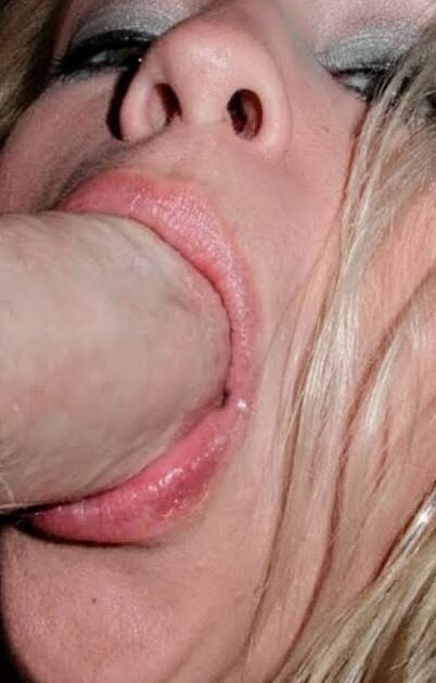 SucKinG!
