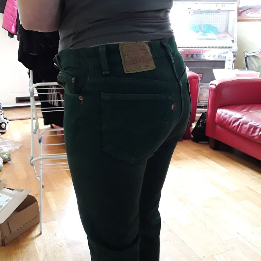 The Mrs in her Levi&;s sexiest jeans.