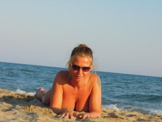 DELICIOUS WIFE SWEDEN DELICIOSA ESPOSA SUECA GRAVIDA PRE