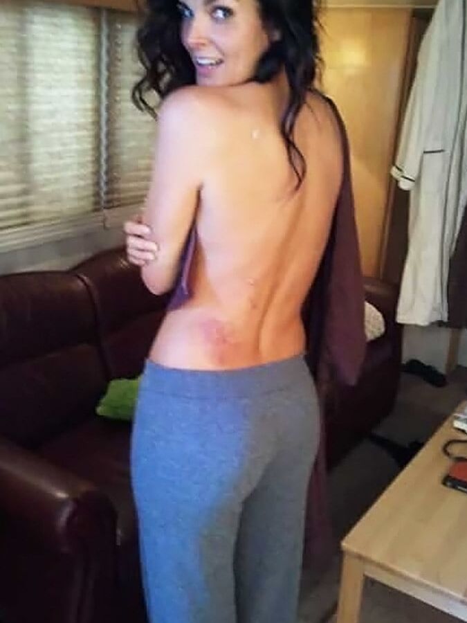 Celeb Sunday Angie Harmon