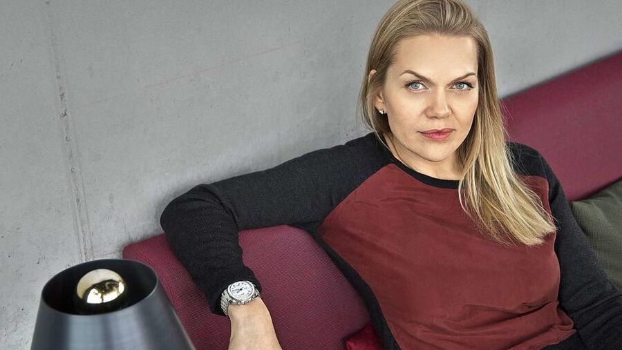 Celeb Dreams with....Anna Loos
