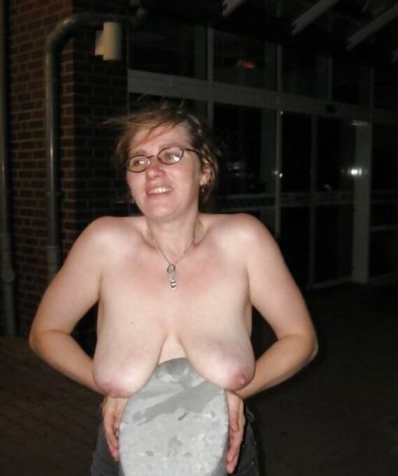 Older and hot (Saggy tits)