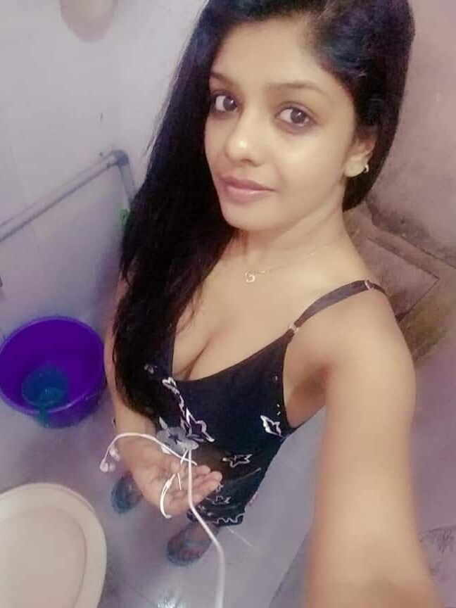 Policz shalini didi a office girl at fire