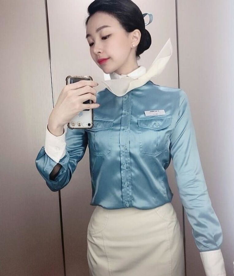 Korean air hostesses