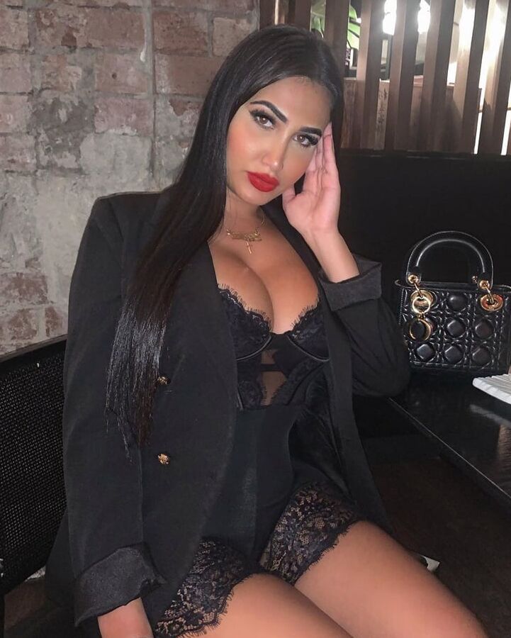 British Sexy Sluts Fuck Dolls Tits Ass
