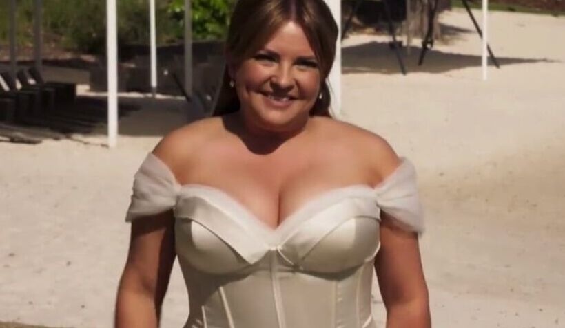 Sexy MILF Rebekah Elmaloglou&;s Big Tits