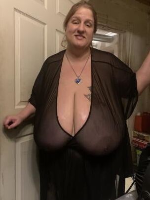 Big titty ssbbw