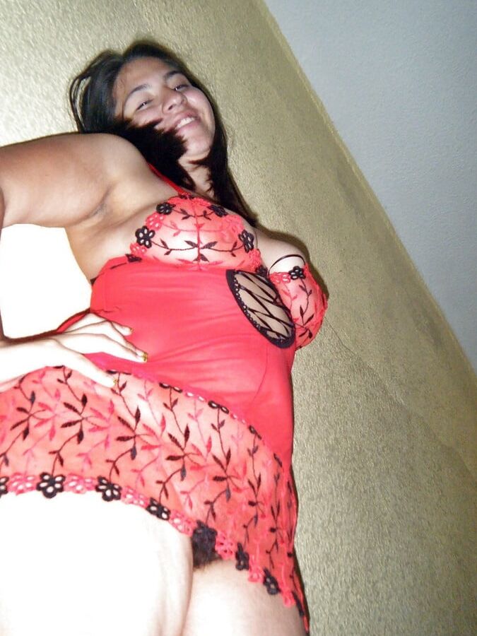 Latina Girlfriend With Sex Appeal
