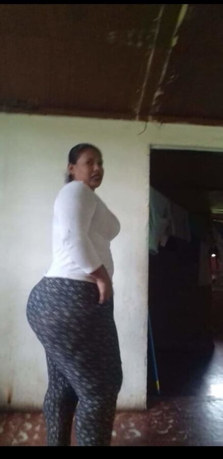 Cintia Mamacita Nalgona
