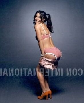 Evangeline Lilly HOT Esquire outtakes