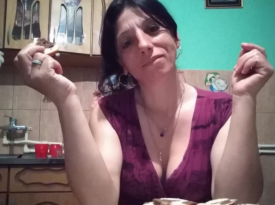 ROU ROMANIAN MILFS MOM HAS FAT LITTLE TITS - A TRUE WHORE