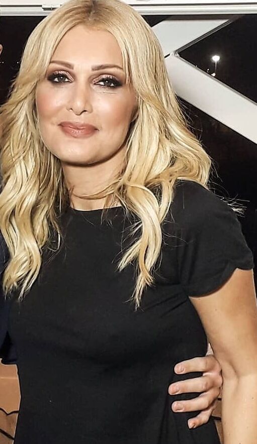 You want to fuck this greek woman