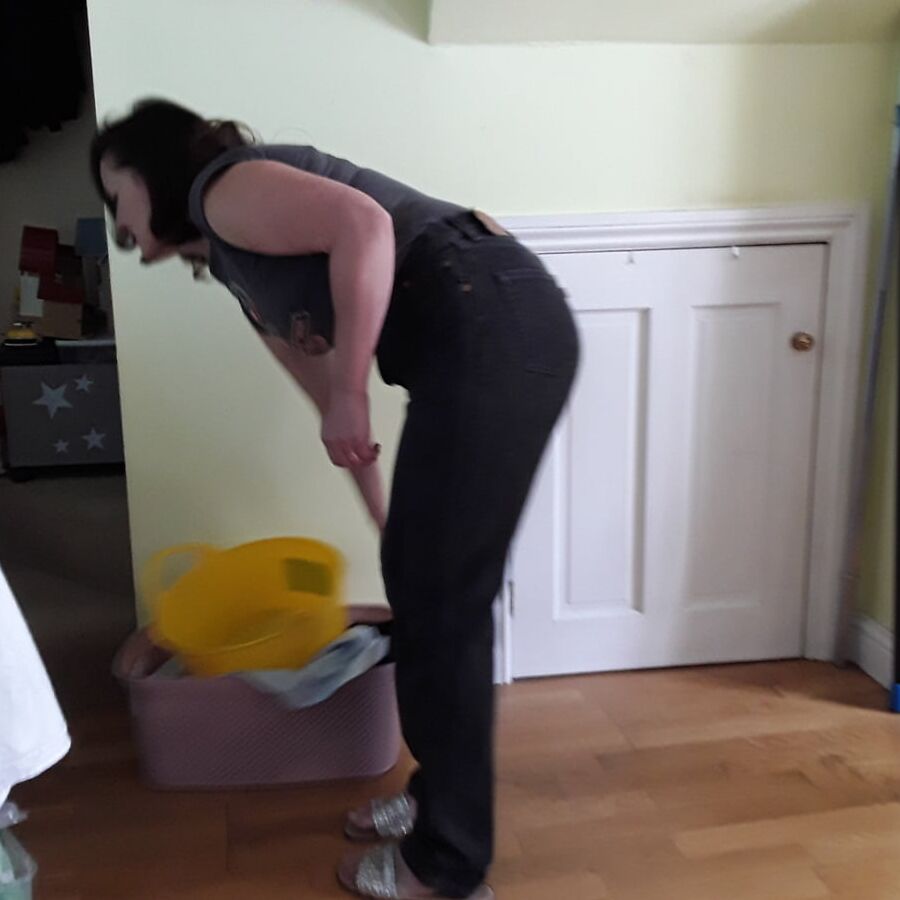 The Mrs in her Levi&;s sexiest jeans.