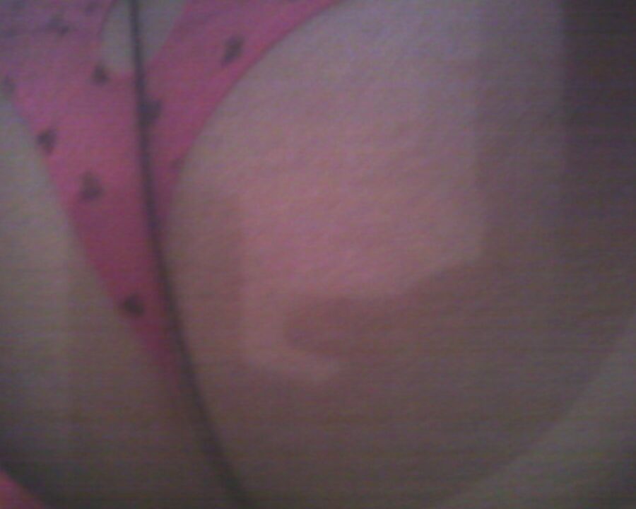 ass pics off camra