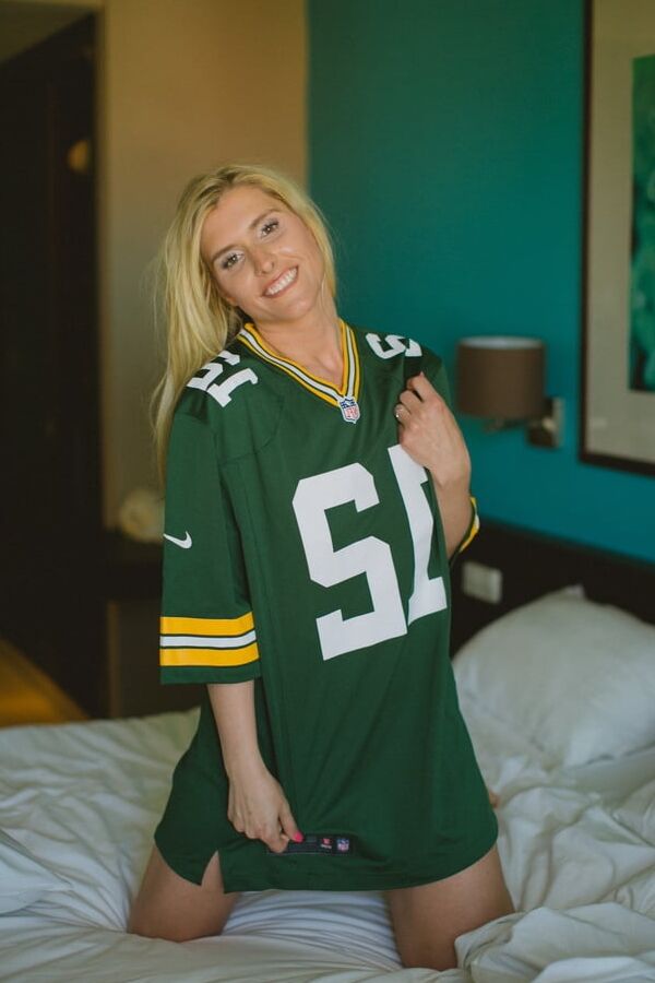 Blond MILF