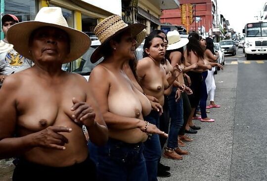 Bbw mix (Protest)