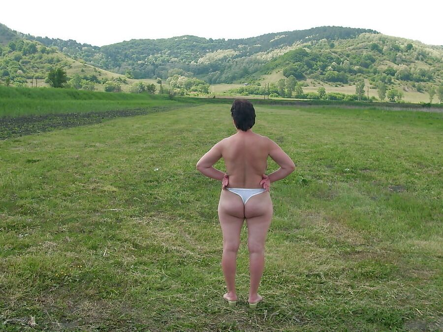 matures in bra and panty front and back