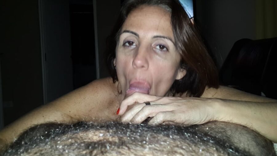 MATURE WIFE WITH GREAT TITS