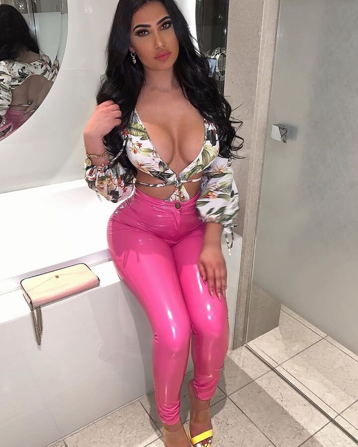 British Sexy Sluts Fuck Dolls Tits Ass
