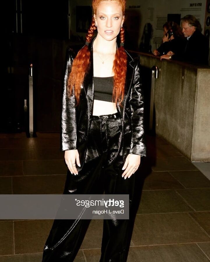 Jess Glynne