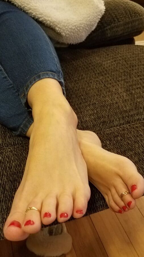 Friend&;s wife&;s pretty feet