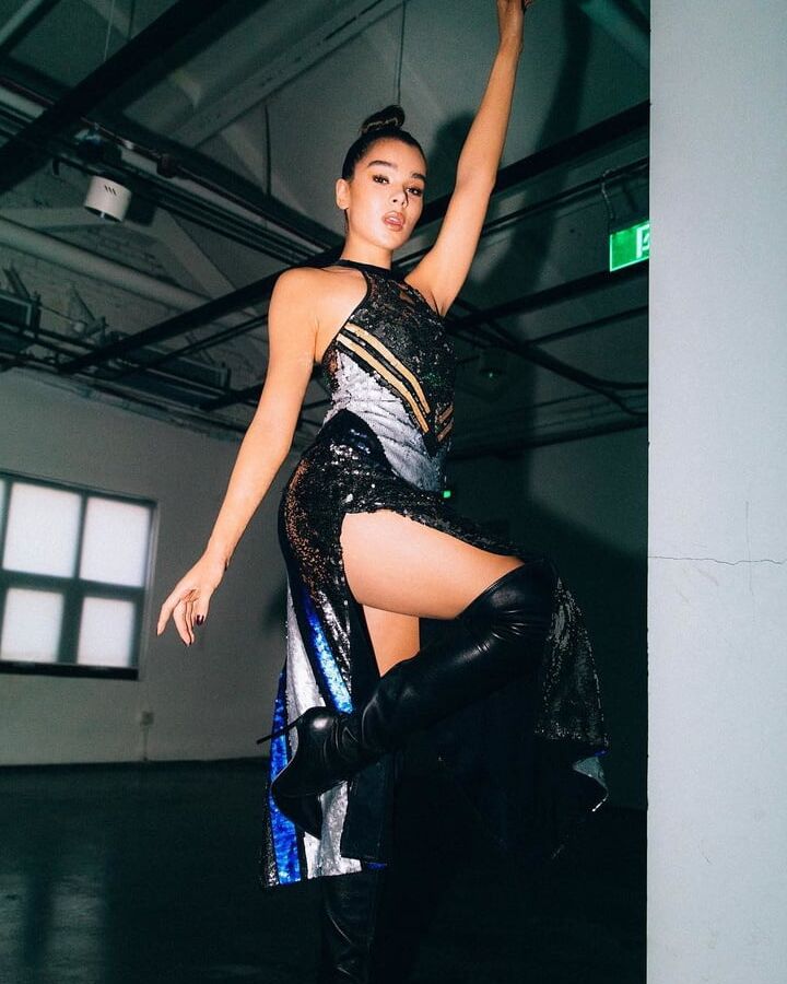 Hailee steinfeld