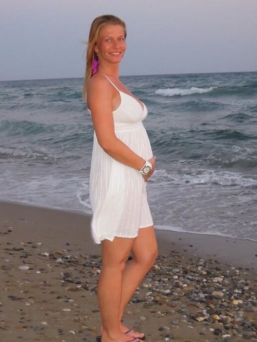 DELICIOUS WIFE SWEDEN DELICIOSA ESPOSA SUECA GRAVIDA PRE