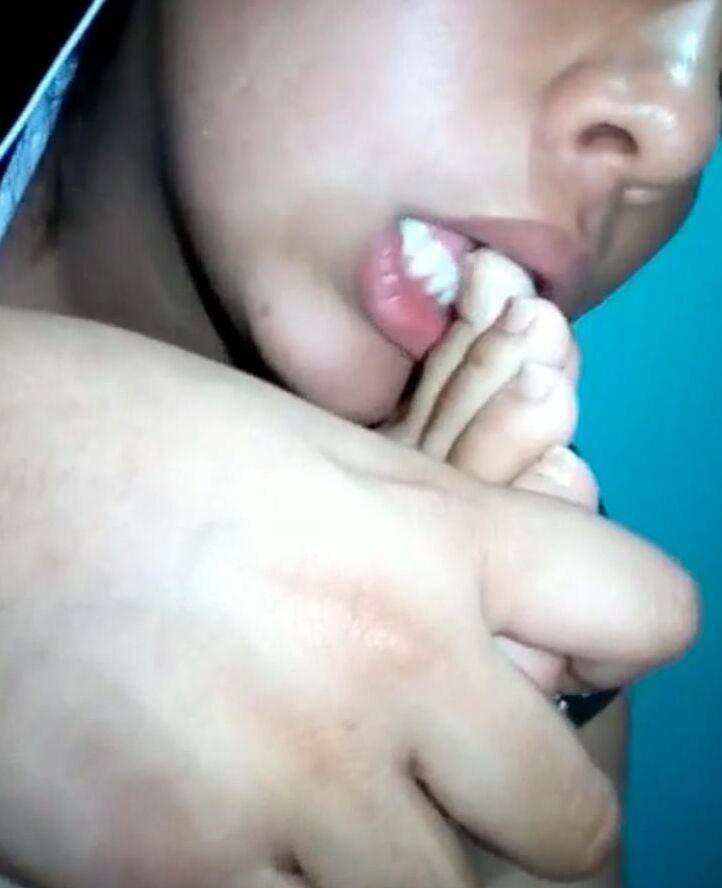MY FRIEND MARIA SEND ME HOT PICS WHEN SHE&;S HORNY