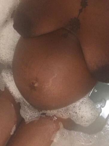Tits of Thots