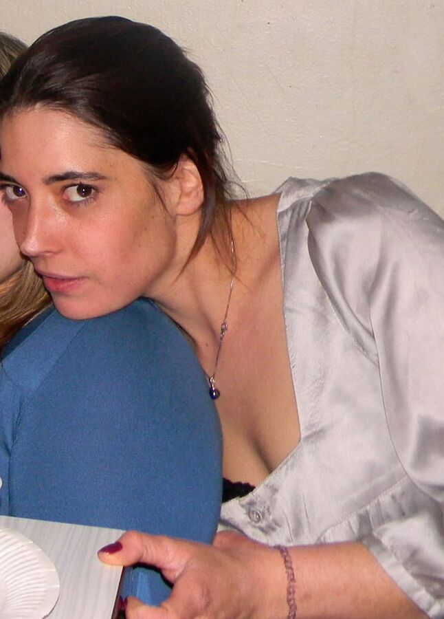 Please fake , comment and tributes my friend Vanessa