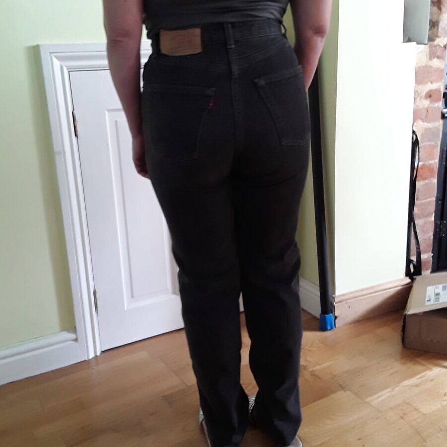 The Mrs in her Levi&;s sexiest jeans.