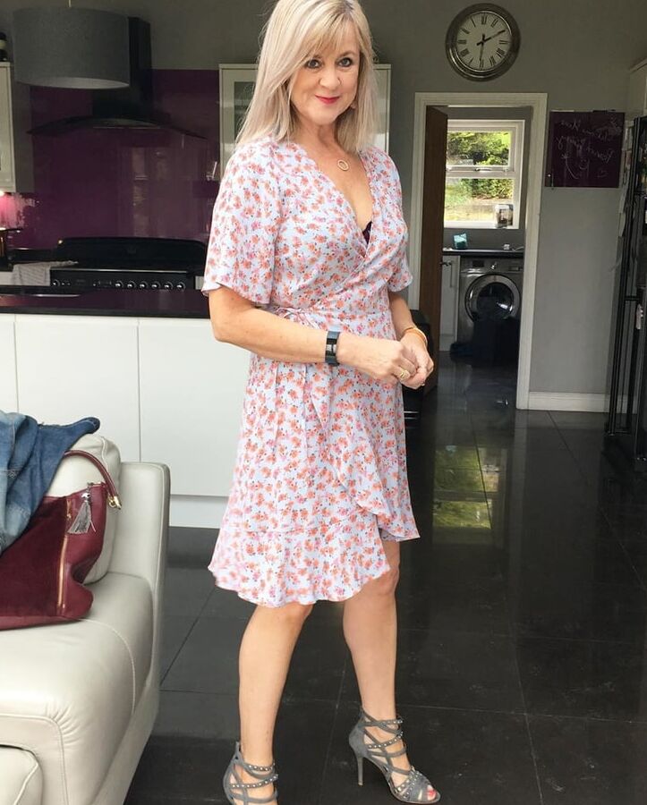 Who would fuck this old milf ?