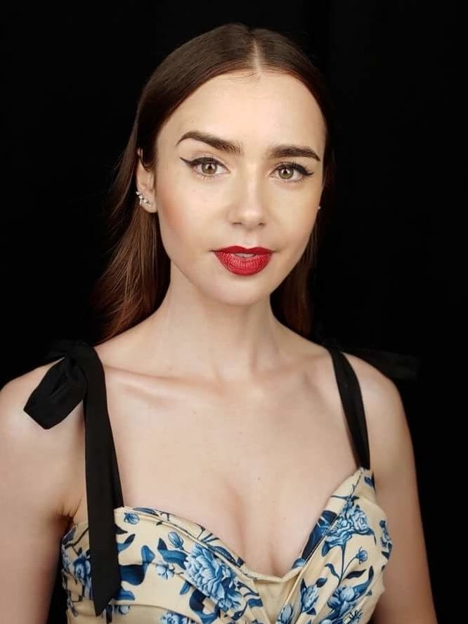 Lily Collins