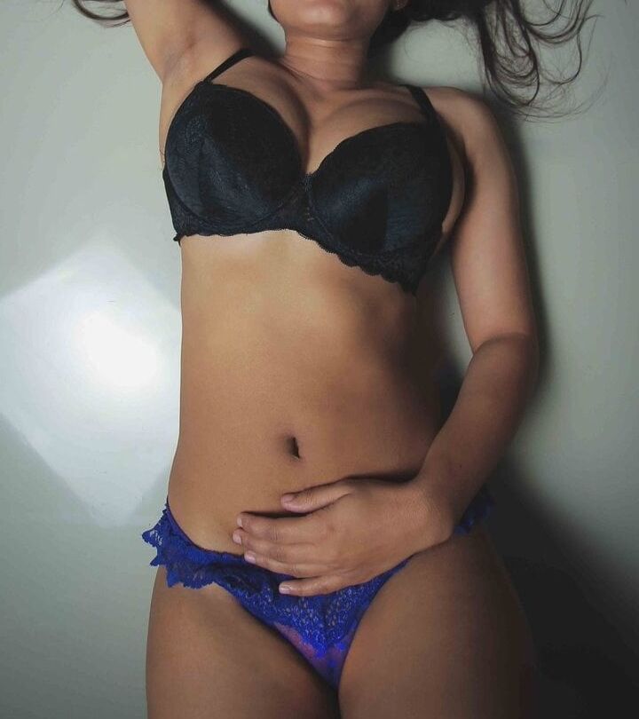 hot desi women pics