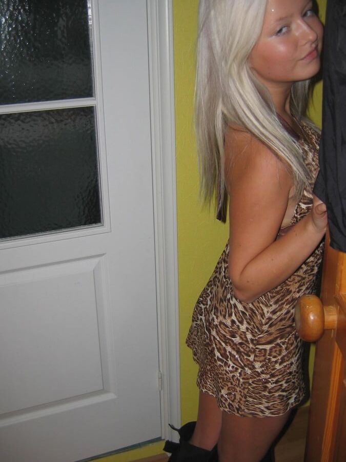Blonde babes