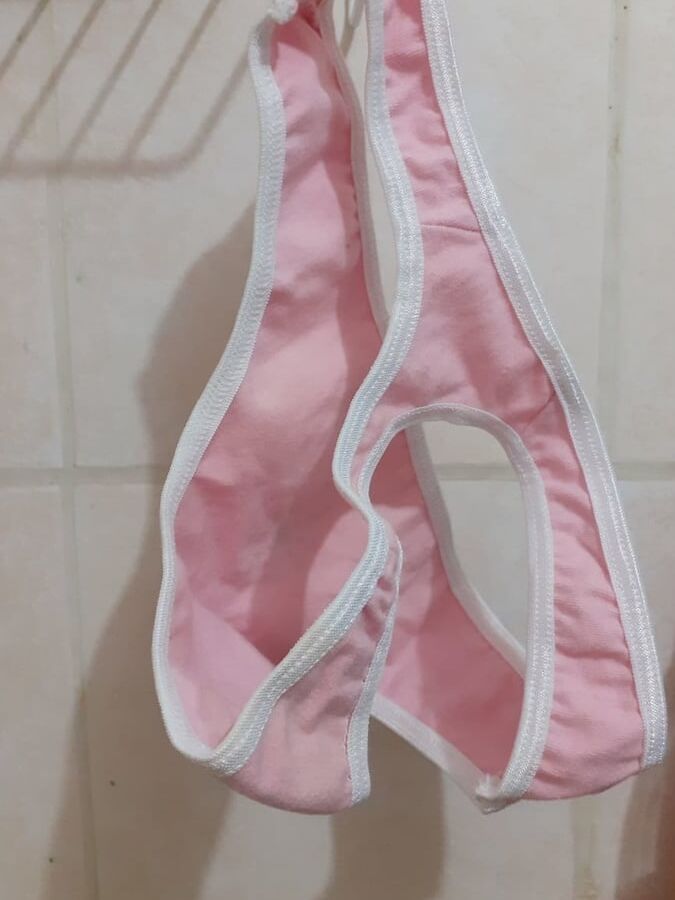 Rich thongs