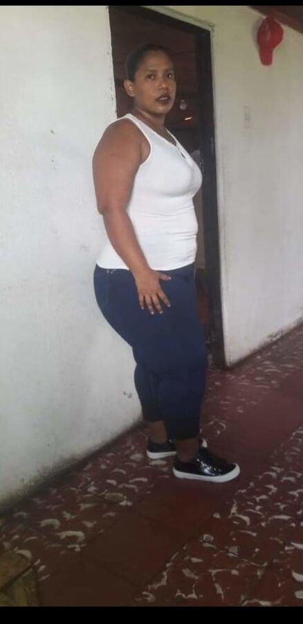 Cintia Mamacita Nalgona
