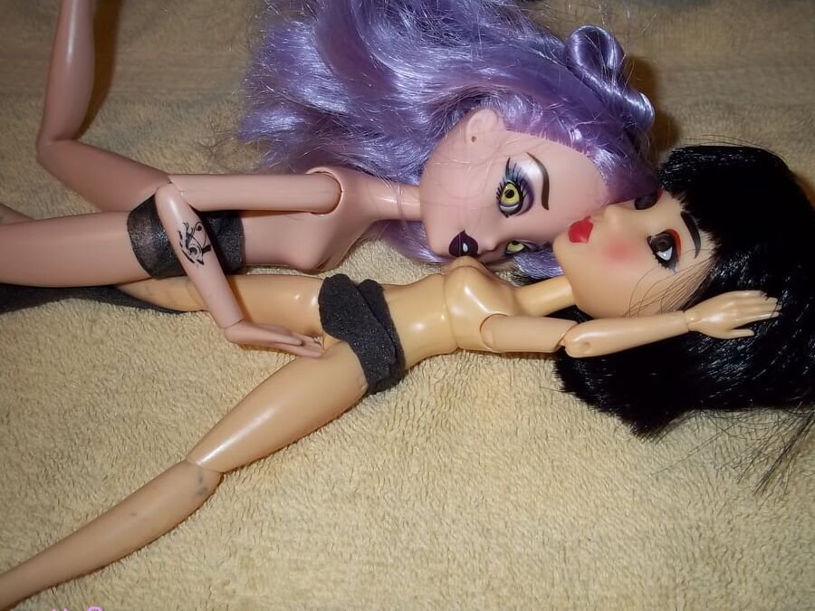 Yasmina and Yuki