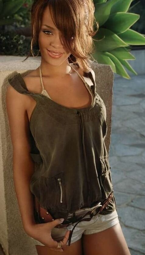 RIHANNA PICTURES