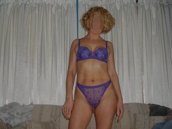 matures in bra and panty front and back