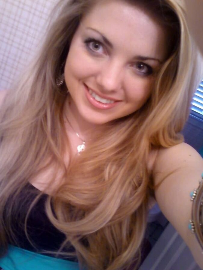 Awesome Babes Mix