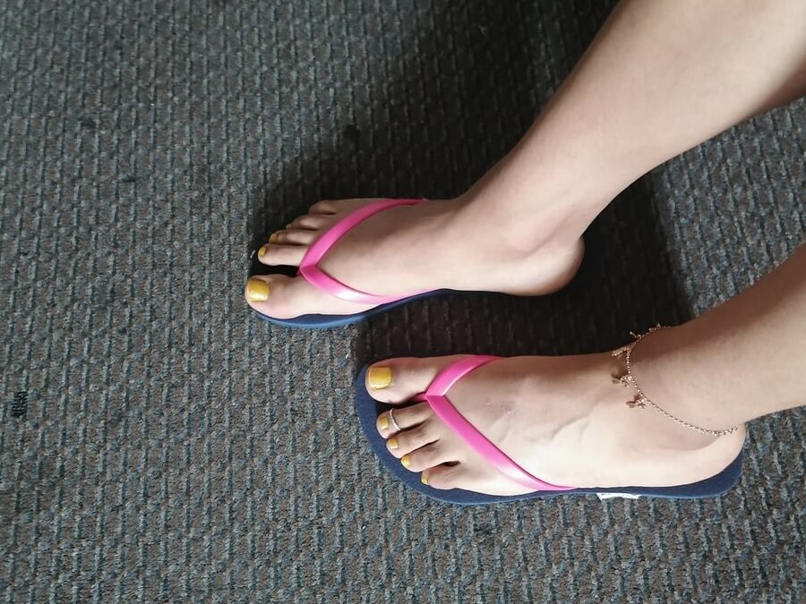 My sexy feet in flip flops