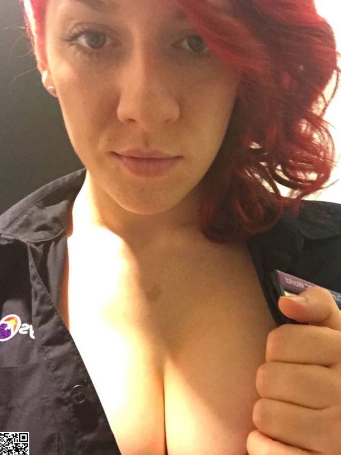 Red head slut