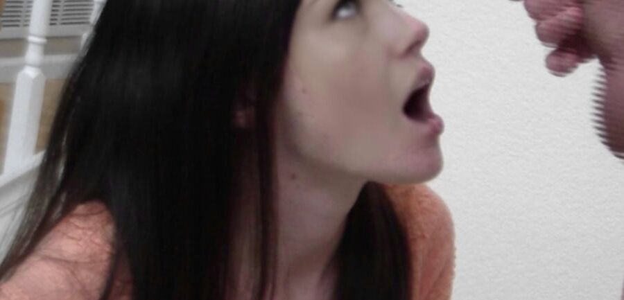 Amateur Girlfriend Must Work Dick on Cam